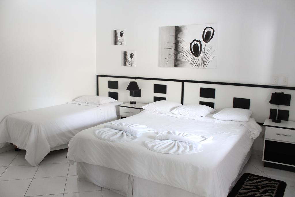 Hotel Pousada Da Neia Cananéia Kültér fotó